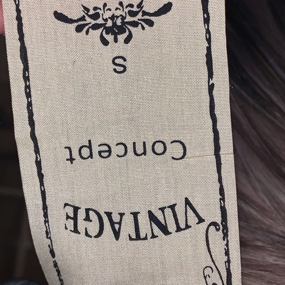 Vintage concepts tunic - Picture 5 of 5